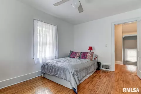 123 N Walnut St, Springfield, IL 62702 photo 31