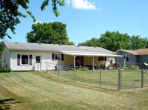 444 E Coal St, Wataga, IL 61488 photo 2