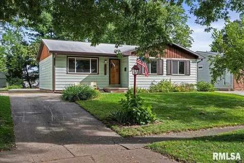 2541 Selkirk Rd, Springfield, IL 62702 photo 2