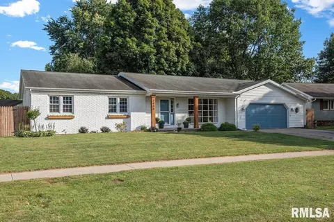 2436 Lindbergh Blvd, Springfield, IL 62704 photo 2