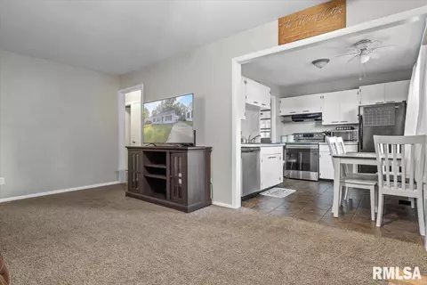 3329 Normandy Rd, Springfield, IL 62703 photo 6