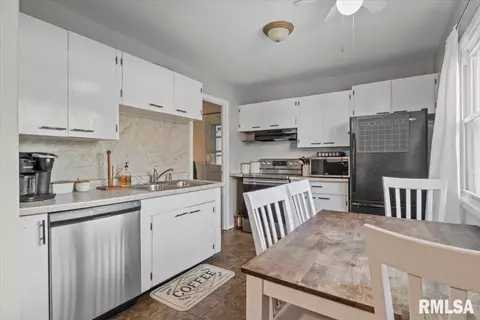 3329 Normandy Rd, Springfield, IL 62703 photo 7