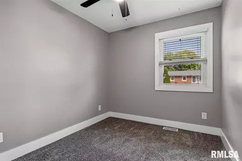 3008 Griffiths Ave, Springfield, IL 62702 photo 16
