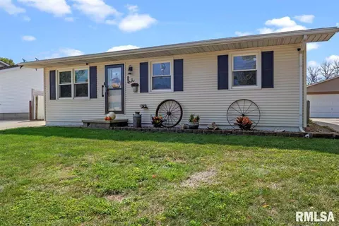 3008 Griffiths Ave, Springfield, IL 62702 photo 3