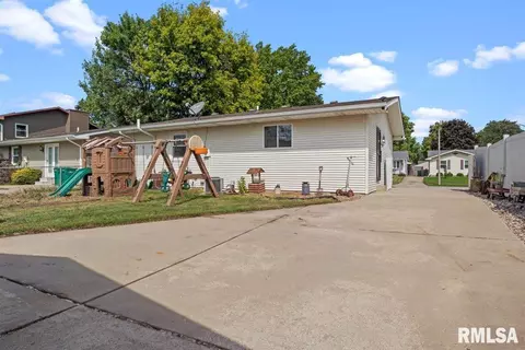 3008 Griffiths Ave, Springfield, IL 62702 photo 28