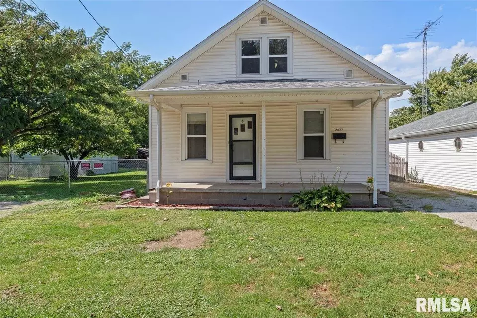  2827 S 16th St, Springfield, IL 62703 photo 2