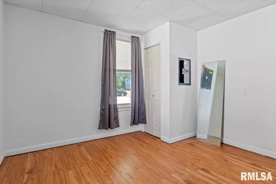  2827 S 16th St, Springfield, IL 62703 photo 17
