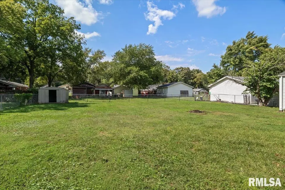 2827 S 16th St, Springfield, IL 62703 photo 28