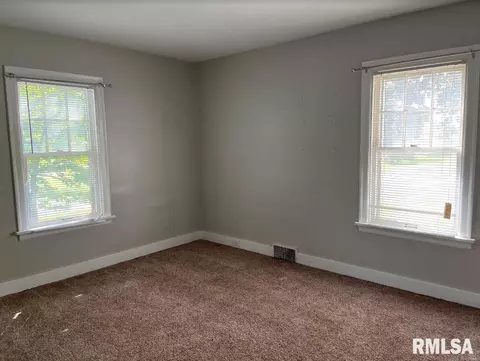 3228 S Park Ave, Springfield, IL 62704 photo 9