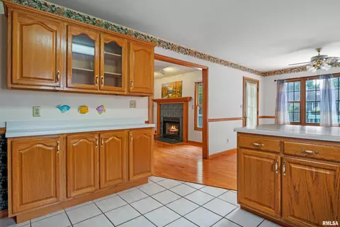 1416 Azalea Ct, Springfield, IL 62712 photo 12