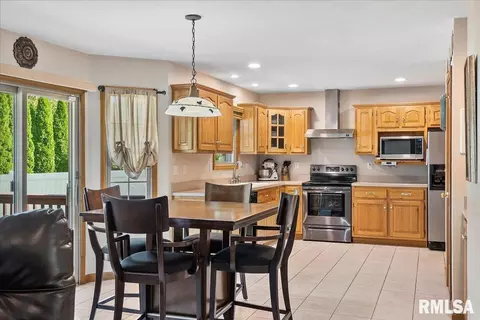 4205 Gaskell Dr, Springfield, IL 62711 photo 11