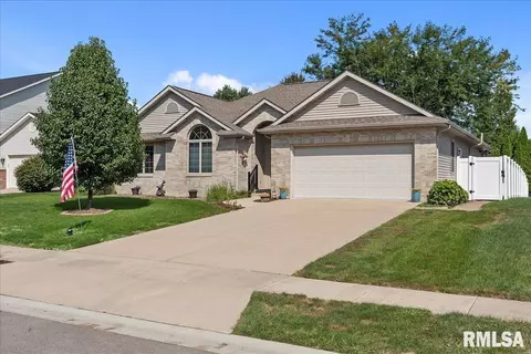 4205 Gaskell Dr, Springfield, IL 62711 photo 2