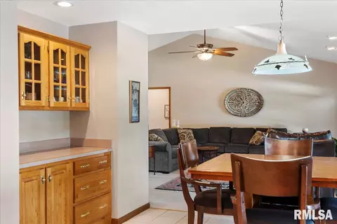4205 Gaskell Dr, Springfield, IL 62711 photo 15