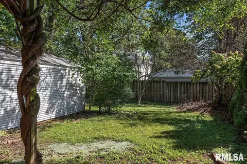 1712 Holmes Ave, Springfield, IL 62704 photo 32