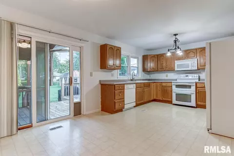 10 Midland Ct, Springfield, IL 62702 photo 14