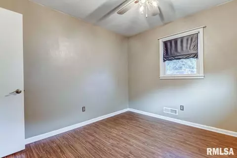 10 Midland Ct, Springfield, IL 62702 photo 21