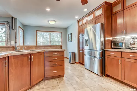 1008 Post Rd, Springfield, IL 62712 photo 14