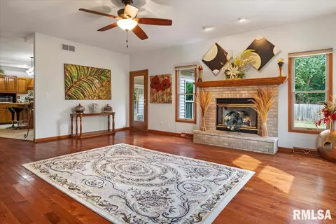 420 Clipper Rd, Springfield, IL 62711 photo 4