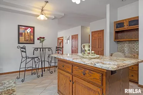 420 Clipper Rd, Springfield, IL 62711 photo 12