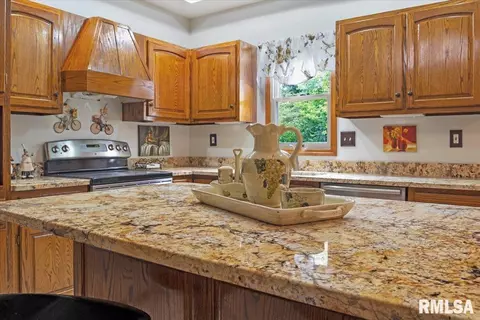 420 Clipper Rd, Springfield, IL 62711 photo 14