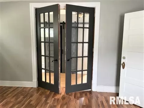 1055 N 6th St, Springfield, IL 62702 photo 31