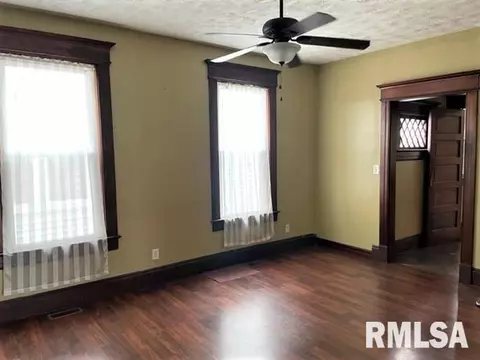 1055 N 6th St, Springfield, IL 62702 photo 13