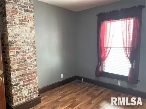 1055 N 6th St, Springfield, IL 62702 photo 37