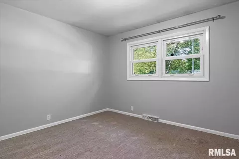 2118 Warwick Dr, Springfield, IL 62704 photo 17