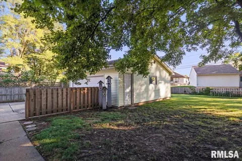 2118 Warwick Dr, Springfield, IL 62704 photo 30