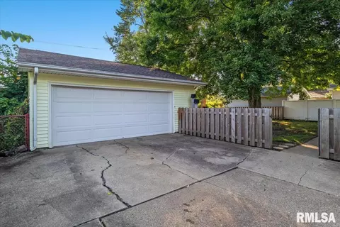 2118 Warwick Dr, Springfield, IL 62704 photo 33