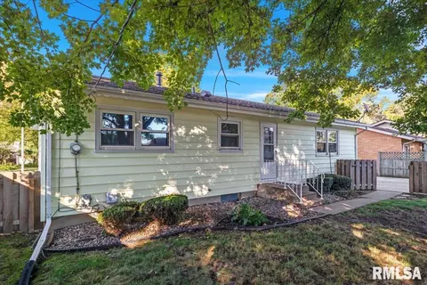 2118 Warwick Dr, Springfield, IL 62704 photo 31