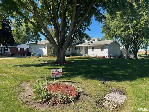 37 Lakewind Dr, Springfield, IL 62703 photo 2
