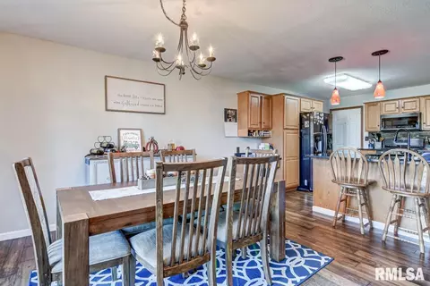 5401 Bunting Rd, Springfield, IL 62711 photo 9