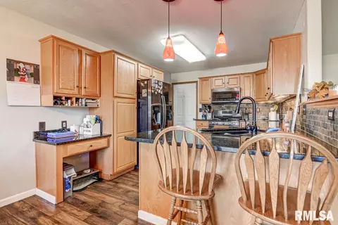 5401 Bunting Rd, Springfield, IL 62711 photo 11
