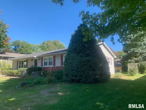 1232 Wickford St, Springfield, IL 62704 photo 2