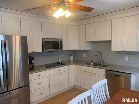 1232 Wickford St, Springfield, IL 62704 photo 14