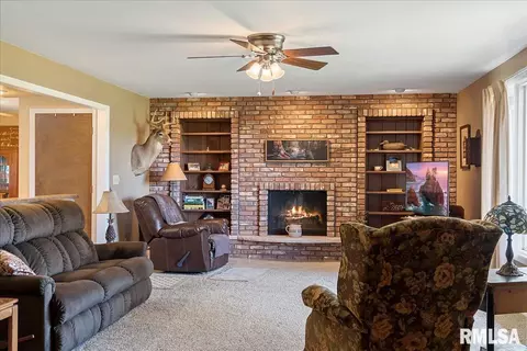 4403 Cockrell Ln, Springfield, IL 62711 photo 4