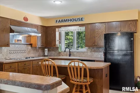 4403 Cockrell Ln, Springfield, IL 62711 photo 8