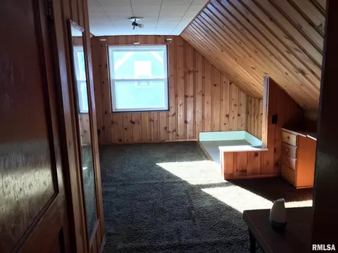 2012 E Hood St, Springfield, IL 62703 photo 17