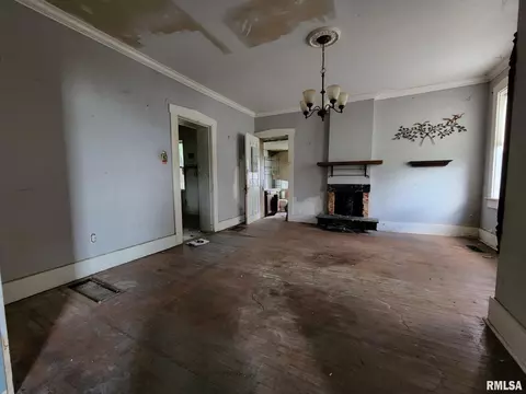 606 Maple St, Quincy, IL 62301 photo 8