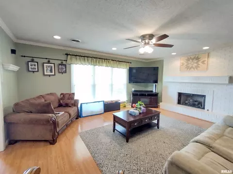 4600 Trillium Dr, Springfield, IL 62703 photo 7