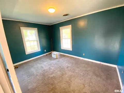 211 W 5th St, Manchester, IL 62663 photo 7