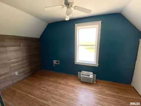 211 W 5th St, Manchester, IL 62663 photo 12