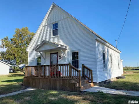 211 W 5th St, Manchester, IL 62663 photo 1