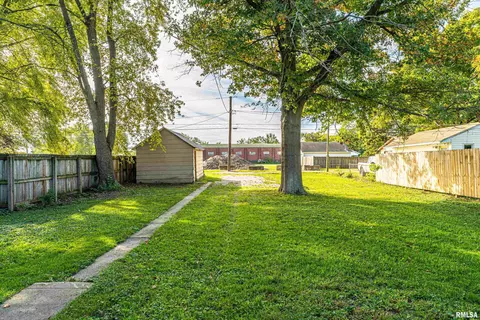 211 3rd St, Lincoln, IL 62656 photo 19