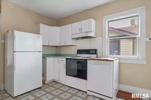2528 S 10th St, Springfield, IL 62703 photo 14