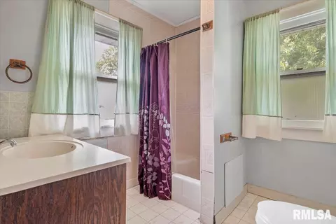 2528 S 10th St, Springfield, IL 62703 photo 19