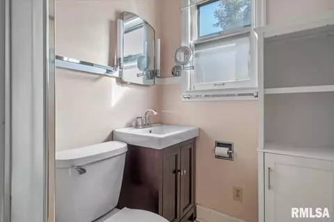 2528 S 10th St, Springfield, IL 62703 photo 10