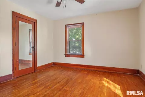 2528 S 10th St, Springfield, IL 62703 photo 25