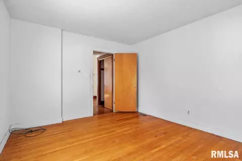 2528 S 10th St, Springfield, IL 62703 photo 12